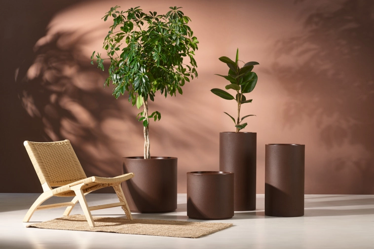 Brązowe donice dekoracyjne industrialne Monumo